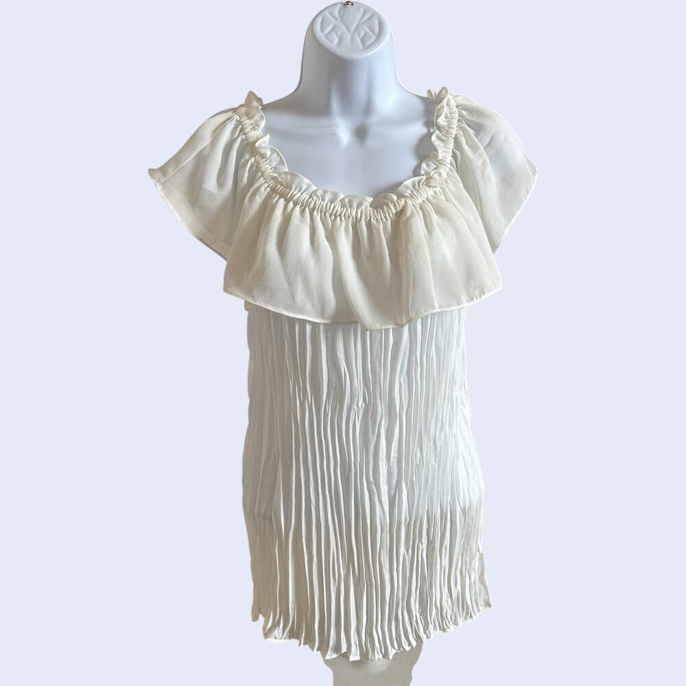 Sunny Leigh M Boho Ruffle Blouse White Off-Shoulder